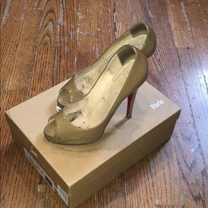 Beige patent Christian Louboutin patent peep toes